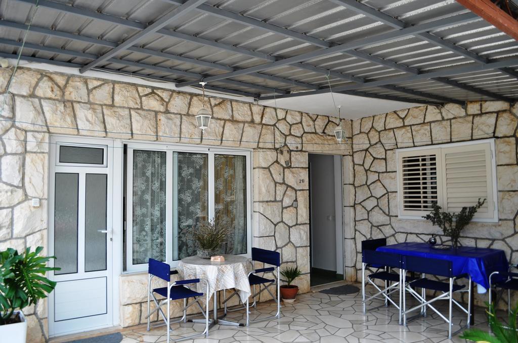 Rooms & Apartments Tepsa - Centre Hvar Town Exterior photo