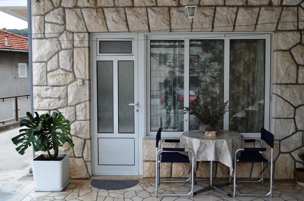 Rooms & Apartments Tepsa - Centre Hvar Town Exterior photo